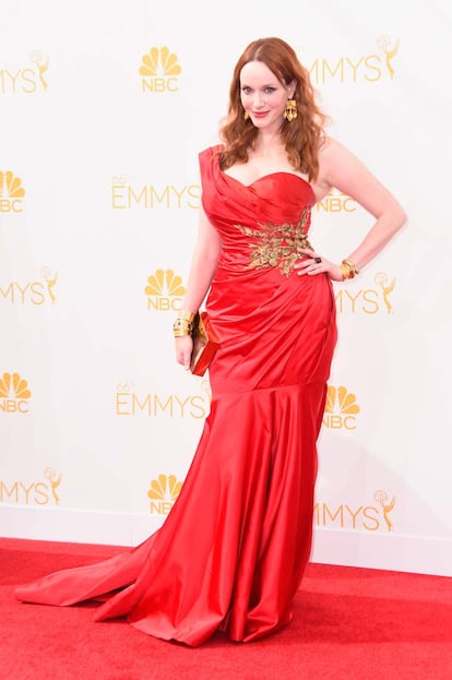 Christina Hendricks confió en el rojo y en Marchesa para acudir a la gala.