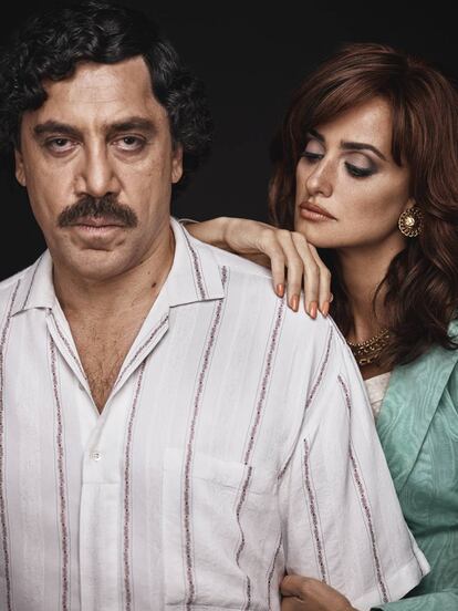 Penélope Cruz da vida a Virginia Vallejo, la periodista que se enamora de Escobar y en cuya autobiografía se inspira el filme 'Loving Pablo'.