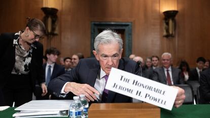 Federal Reserve Chair Jerome Powell arrives to testify before a Senate Banking, Housing, and Urban Affairs Committee hearing on Capitol Hill in Washington, U.S., March 7, 2024. REUTERS/Tom Brenner