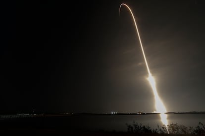 A SpaceX Falcon 9 rocket with the crew capsule Endeavour launches from pad 39A at the Kennedy Space Center in Cape Canaveral, Fla., Thursday, March 2, 2023.