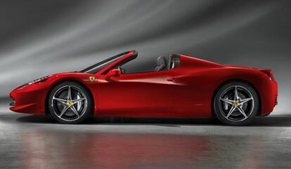 El 458 Spider ha tenido que adaptar algunas parte del diseño aerodinámico del original 458.