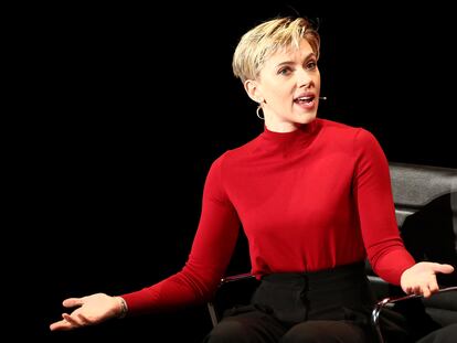 En ‘El Hormiguero’ no son los únicos: «Scarlett, ¿llevabas bragas en el rodaje?»