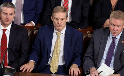 El congresista por Ohio Jim Jordan (en el centro), durante la sesión de este martes.