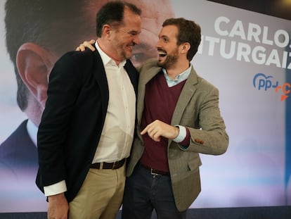 Pablo Casado en Santurtzi (Bizkaia) en un acto de la campaña electoral vasca en apoyo de Carlos Iturgaiz.