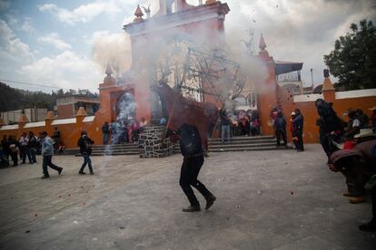 Fiesta patronal en Santiago Xalitzintla.