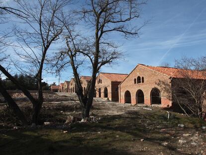 Les antigues instal·lacions militars de Los Castillejos.