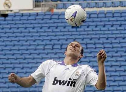 Robben, durante su presentación con el Real Madrid