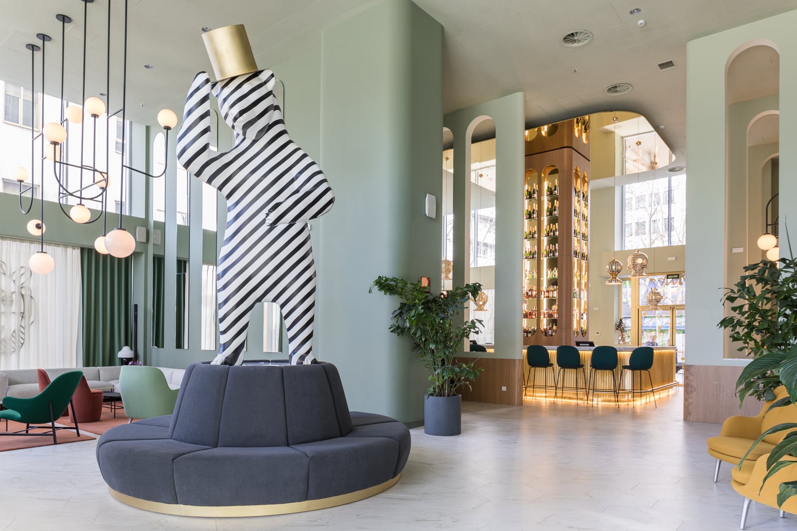 Decotap, el productor leonés de pladur que decora desde tiendas Zara a hoteles Barceló 