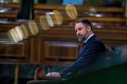 El líder de Vox, Santiago Abascal, en la tribuna del Congreso.