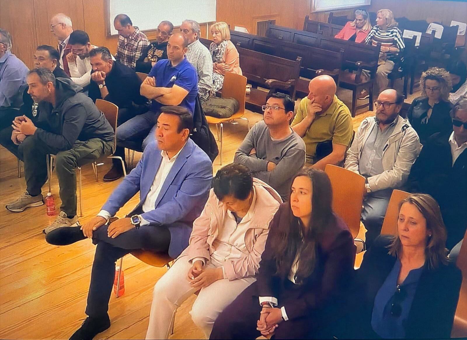 La familia Morchón-Vaquero, en primer plano en el juicio, procesada en el 