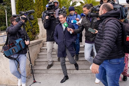 Alberto Luce?o sale de la Audiencia Provincial de Madrid.