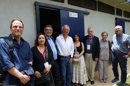 De izquierda a derecha, Jan Martínez Ahrens, Pepa Bueno, Sergio Ramírez, José Rubén Zamora, Carolina Robino, Martin Baron, Carmen Aristegui y Carlos Fernando Chamorro.