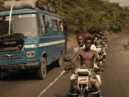 Baloji y Kongo Astronauts en su viaje por la RDC. Foto Youtube