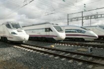 Trenes de alta velocidad, en la estación de Atocha, Madrid.