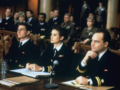 A Few Good Men es una película estadounidense de 1992 dirigida por Rob Reiner e interpretada por Tom Cruise, Jack Nicholson, Demi Moore, Kiefer Sutherland, Kevin Bacon y Kevin Pollak en los papeles principales.