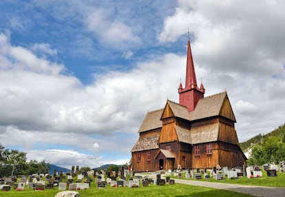 La iglesia de madera de Ringe­bu (Noruega).