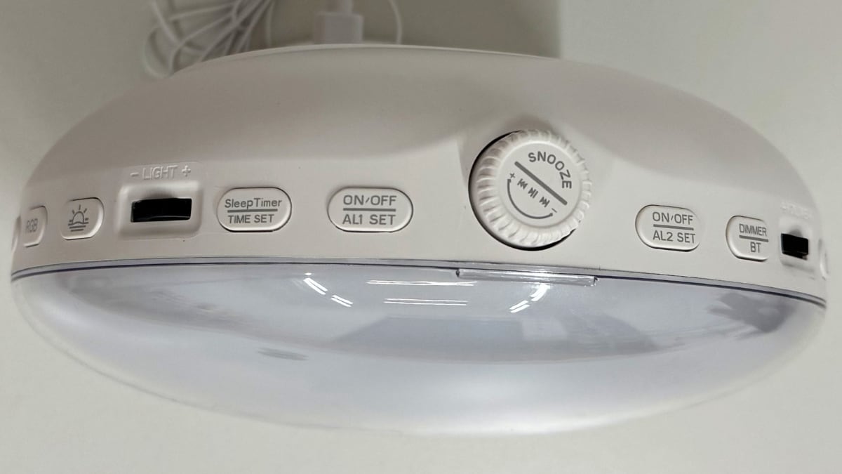 Botones de configuración del despertador de amanecer con Bluetooth de Amazon.