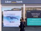 Fachada de una sucursal de Liberbank en Málaga. 