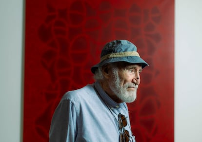 El pintor madrileño Alfredo Alcain, el pasado viernes.