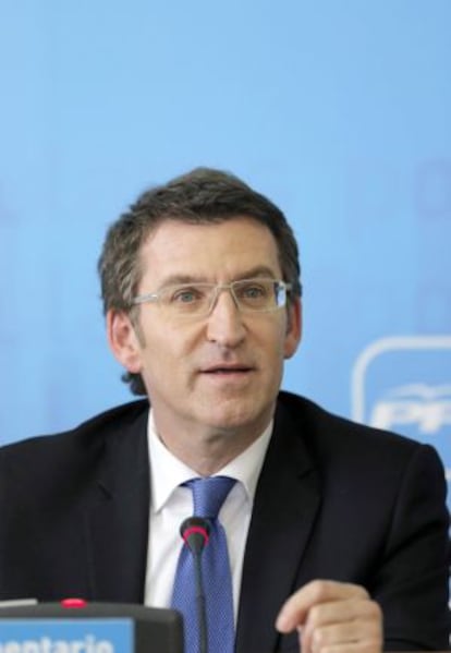 Alberto Núñez Feijóo at Monday's press conference.