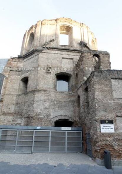 La iglesia de las Escuelas Pías, el lugar donde los impulsores de una campaña piden que se coloque una placa de homenaje a Arturo Barea.