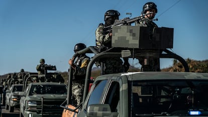 convoy militar en sinaloa