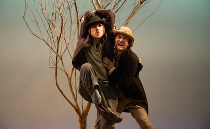 Nao Albet i Pol López, en 'Esperant Godot'.