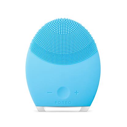 Hasta el 19 de enero, Foreo reduce en un 25% el precio de su cepillo facial masajeador Luna 2 (149,25 €), que aborda las preocupaciones relacionadas con el envejecimiento, así como de otros de sus aparatos: Espada, Iris, Issa 2 e Issa mini 2.