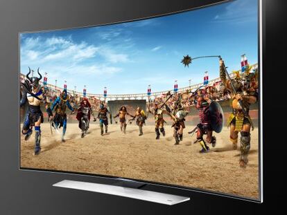 Lo único que le falta a este televisor para ser un cine es el público