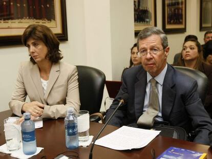 Los ministros colombianos de Exteriores, &Aacute;ngela Holgu&iacute;n, y de Justicia, Juan Carlso Esguerra, durante la audiencia en la CIDH en San Jos&eacute;.