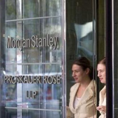 Morgan Stanley y Goldman Sachs obtienen ficha de banca comercial
