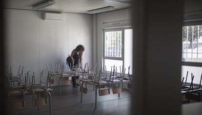 Interior d'un mòdul escolar a Barcelona.