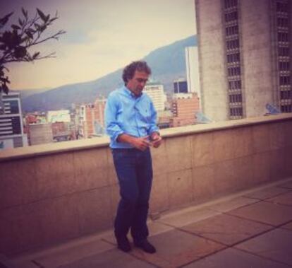 Sergio Fajardo, en la terraza del edificio de Gobernación