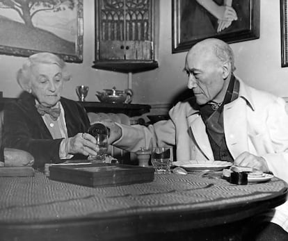André Gide y su esposa, Madeleine Rondeaux, en una fotografía sin datar.