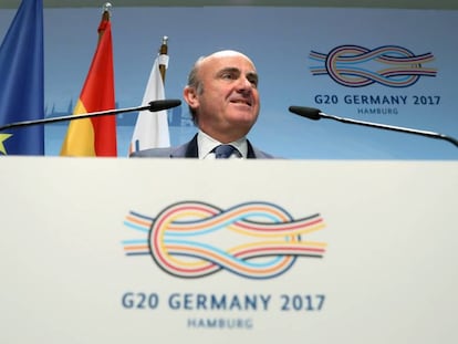 El Ministro espa&ntilde;ol de Econom&iacute;a, Luis de Guindos, este viernes en la cumbre del G20, en Hamburgo. 