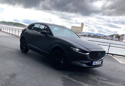 Mazda EV vehículo de test.