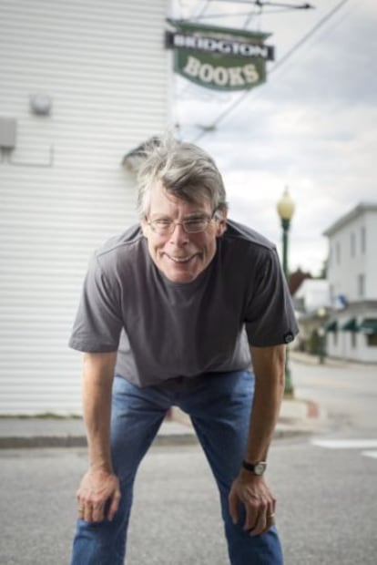 Stephen King, retratado en 2013 en Bridgton (Maine), el pueblo donde se desarrolla su novela 'La niebla'.