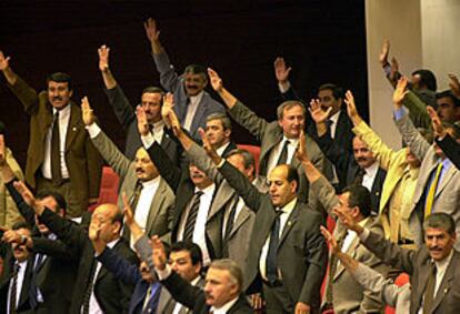 Los diputados de la ultraderecha turca votan en contra de la abolición de la pena de muerte y a favor de ahorcar al líder kurdo Abdalá Ocalan.