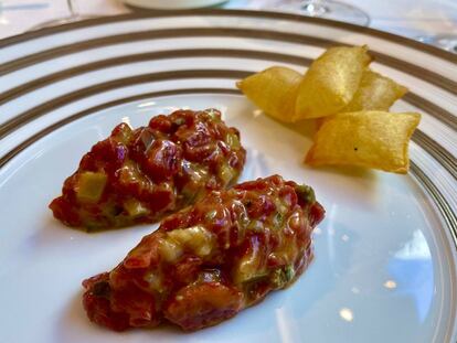 Steak tartar. J.C. CAPEL