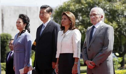 La presidenta de Costa Rica recibe al presidente chino.