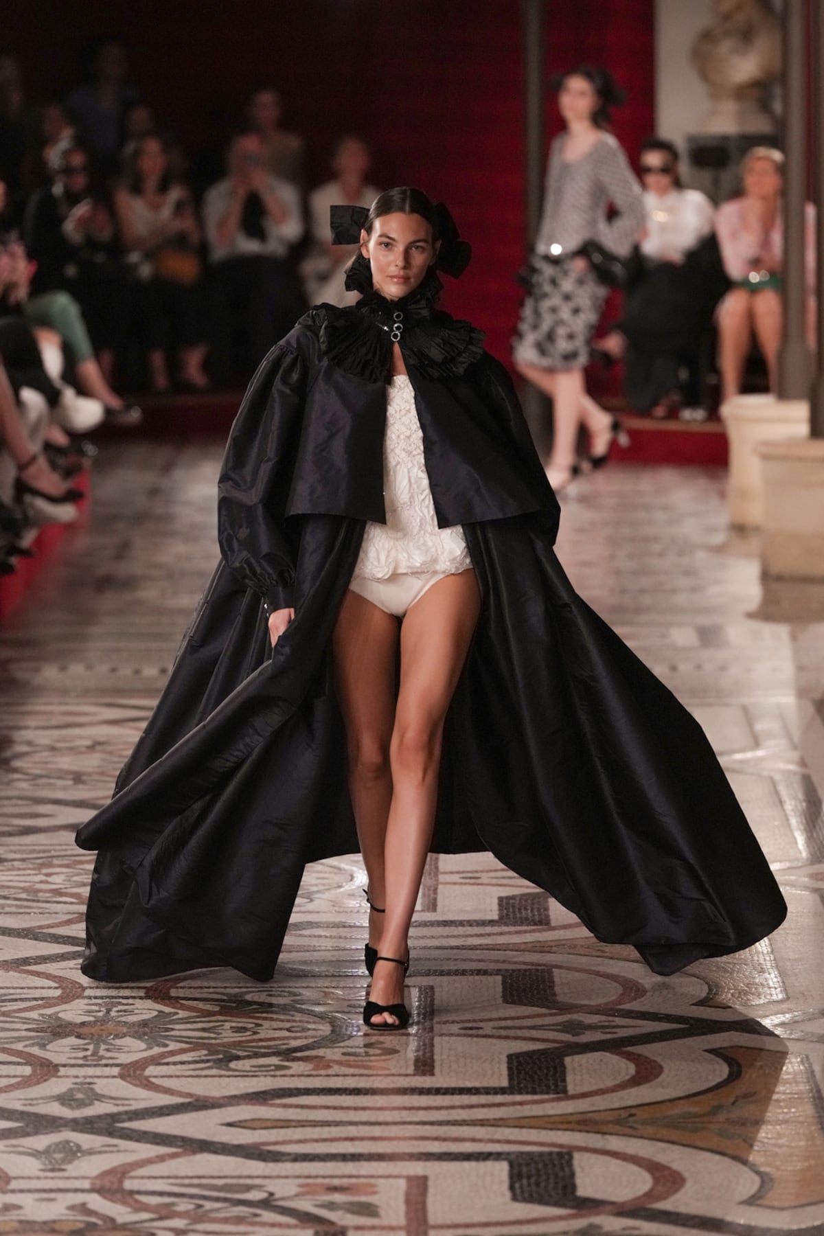 Opera Moda Chanel, ópera y alta costura | Fotos | Pasarelas de Moda | S Moda | EL PAÍS