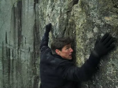 Tom Cruise, colgado de un precipicio en el tráiler de 'Mission: Impossible - Fallout'.