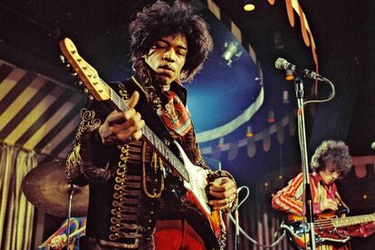 Jimi Hendrix, en concierto.