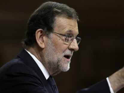 El presidente del Gobierno en funciones, Mariano Rajoy, durante la segunda jornada del debate de investidura.