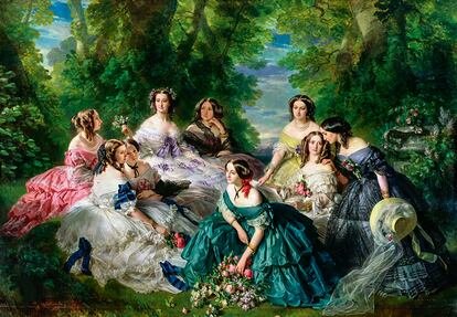 'La Emperatriz Eugenia rodeada de sus damas de compañía' (Franz Xaver Winterhalter, 1855). La monarca francesa de origen español e 'influencer' de la época contribuyó a la fama global de Guerlain.