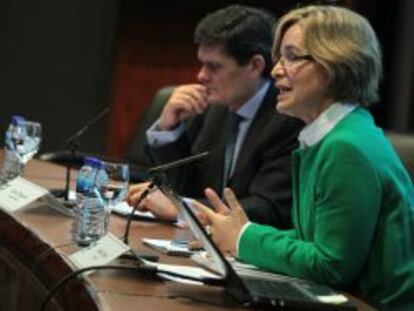 El consejero delegado de Sareb, Jaime Echegoyen, y su presidenta, Bel&eacute;n Romana.