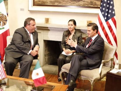 El gobernador Chris Christie y el presidente de México, Enrique Peña Nieto, durante su reunión este miércoles en la capital mexicana.