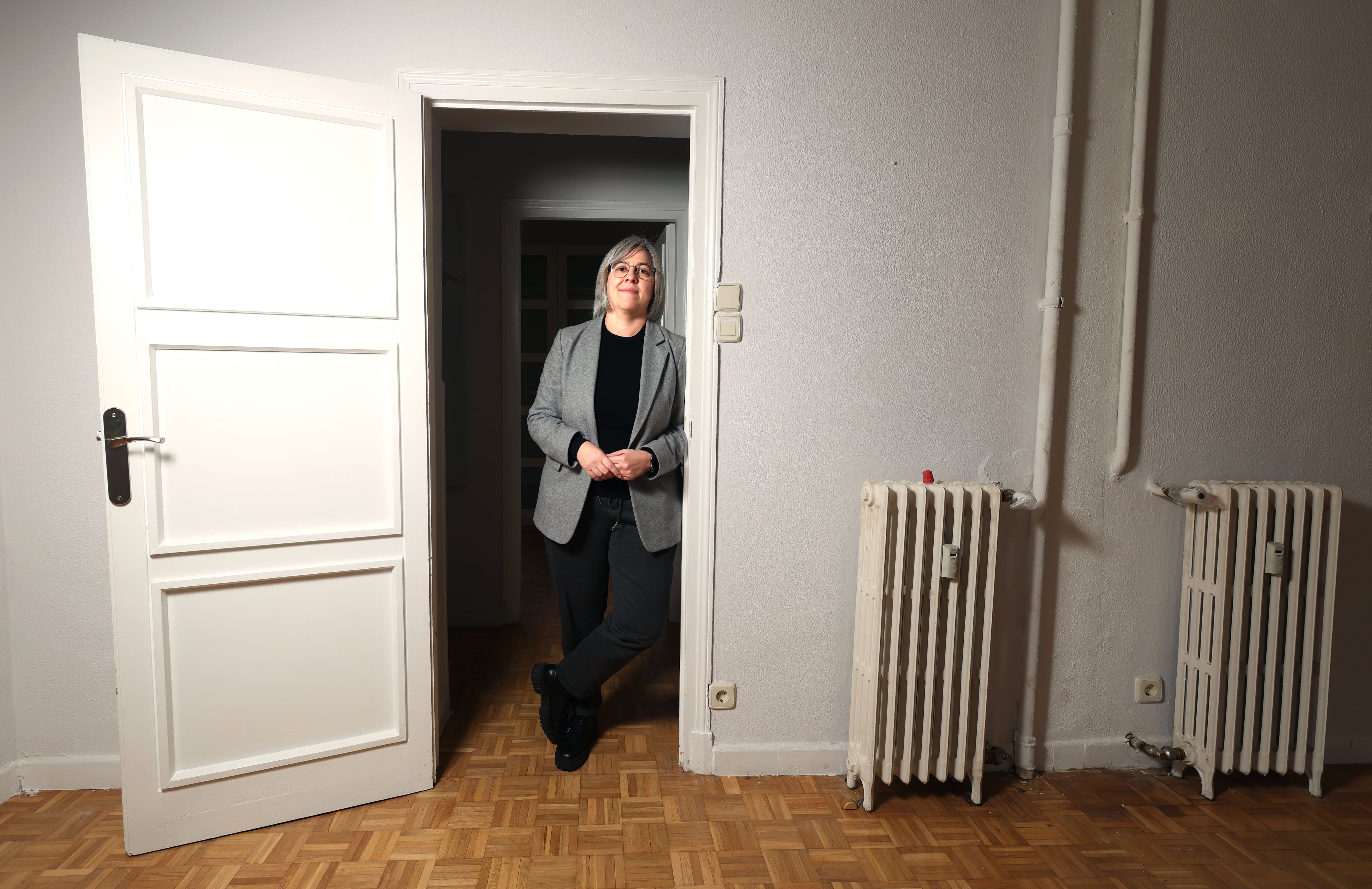 Leire Iglesias, presidenta de Casa47, en una de las viviendas en Madrid que la empresa pública va a gestionar.