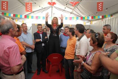 Trinidad Jiménez se dirigía ayer a los militantes en las fiestas de San Sebastián de los Reyes.