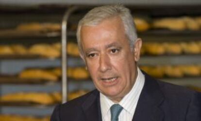 Javier Arenas, en Viator.